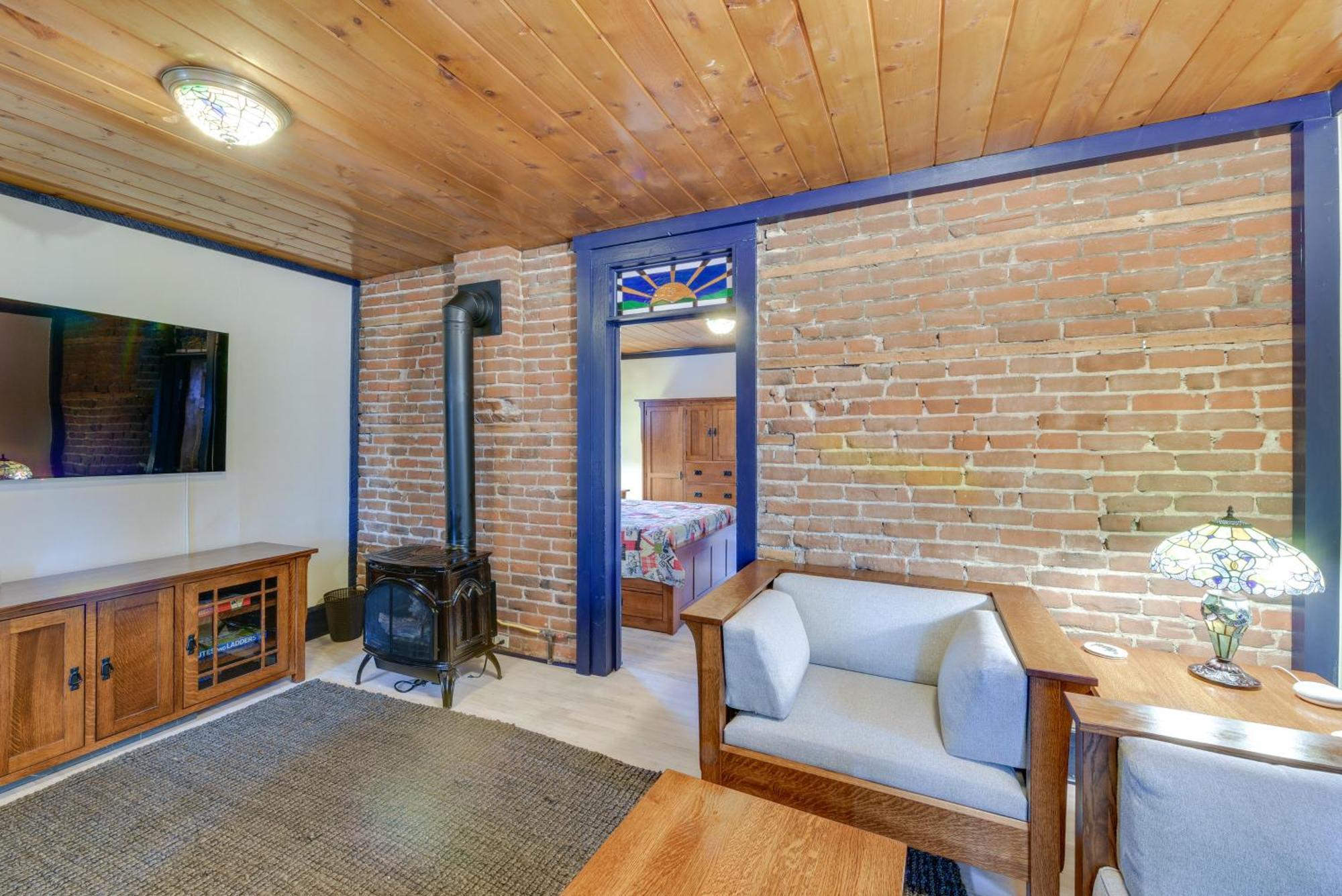 Downtown Salida Cottage With Fireplace And Yard! Exterior photo
